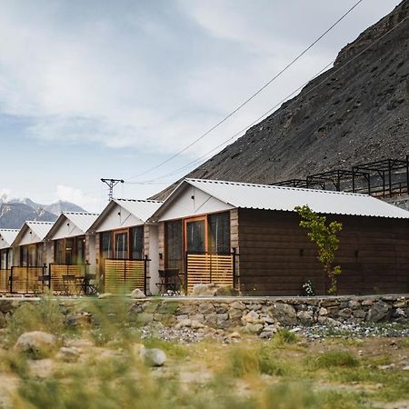Horizon Resort Attabad Lake Hunza Karimabad  Bagian luar foto