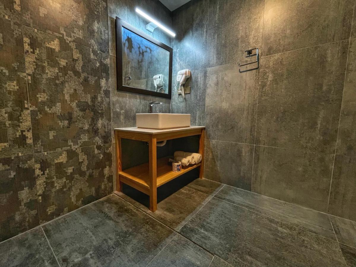 Horizon Resort Attabad Lake Hunza Karimabad  Bagian luar foto