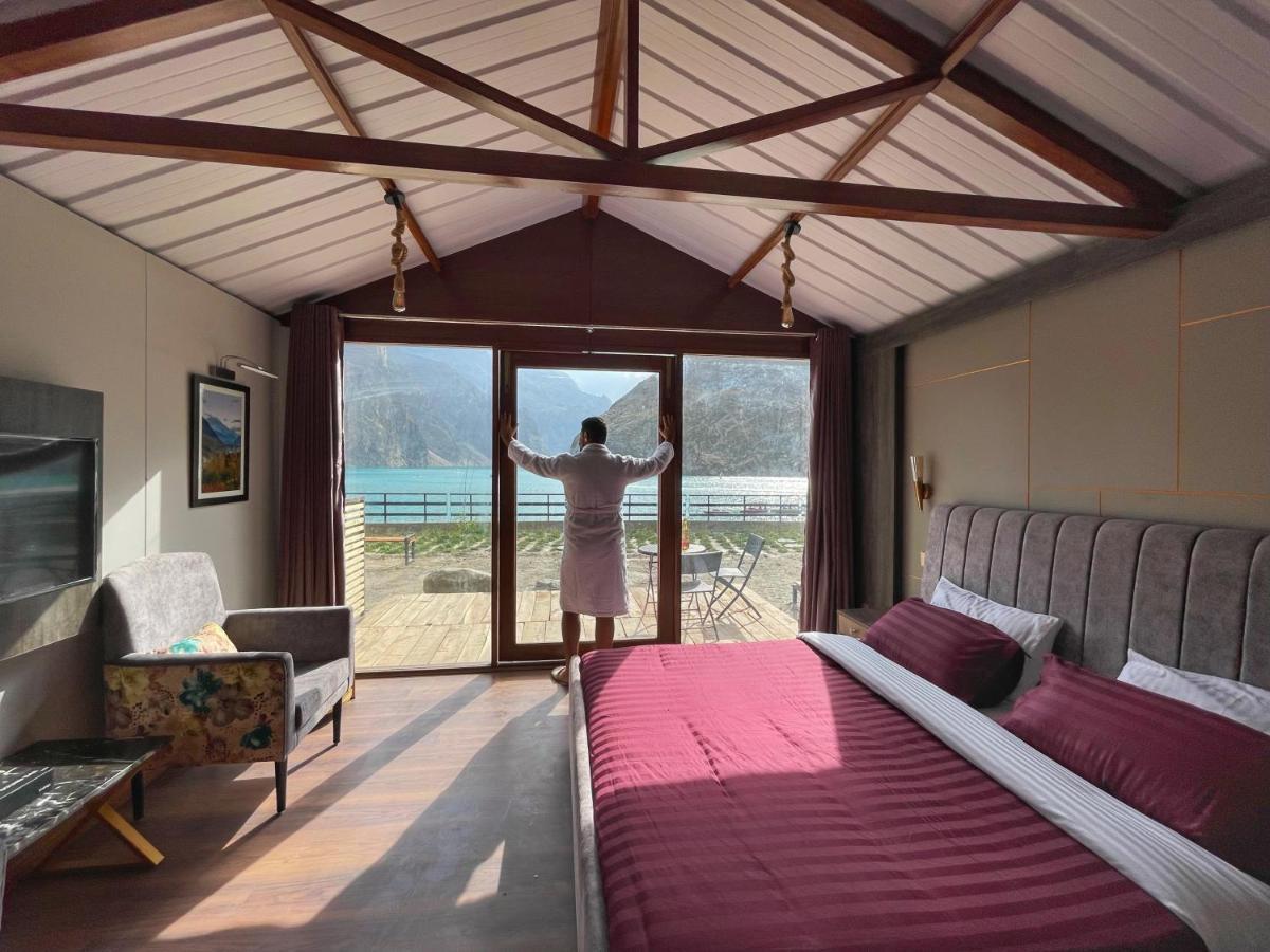 Horizon Resort Attabad Lake Hunza Karimabad  Bagian luar foto